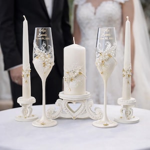 Wedding Glasses Set with Candles and Cake Server, Personalized Champagne Flutes, Elegant Bride Groom Wedding Accessories