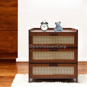 Wooden Nightstand with 3 Drawers – Bedside End Table with Storage Shelf, Bedroom Side Stand Furniture