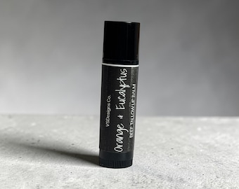 Grass-Fed Beef tallow lip balm handpoured by VSDesigns. 0.25oz