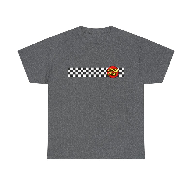 Camiseta de skate a cuadros / Camiseta de skate inspirada en Santa Cruz Camiseta urbana de skate Camiseta retro con gráfico de parque de skate Regalo unisex para skaters imagen 18