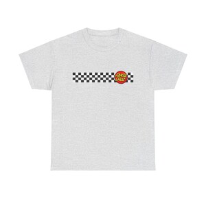 Camiseta de skate a cuadros / Camiseta de skate inspirada en Santa Cruz Camiseta urbana de skate Camiseta retro con gráfico de parque de skate Regalo unisex para skaters imagen 13