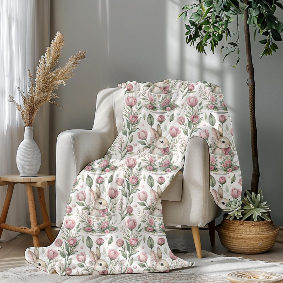 Plush Roses Throw Vintage Rose Tea Pattern Plush Blanket | Floral Velveteen Throw for ...