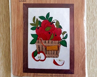 Vintage 1974 Hallmark Designs Barrel of Apples Crewel Kit