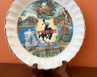 Vintage 60s Wyoming Souvenir Collector Plate 7 1/2"