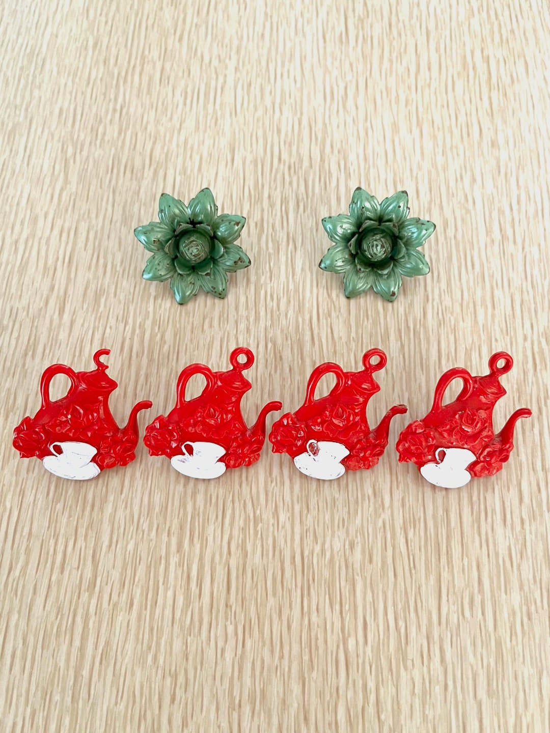 Vintage 40s50s Curtain Tie Back Pins Red Teapots or Green Flower