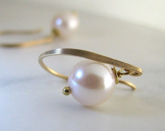 Pearl Earrings, White Pearl Earrings, Gold Earrings, AA Akoya Pearl Earrings, Salt Water Pearls, Classic White Pearl Earrings  - Timeless