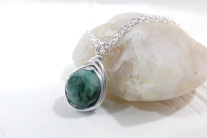 Birthstone Necklace Simple Jardin Sterling Silver Emerald Gemstone Necklace Emerald Necklace Green Necklace Natural Emerald Necklace