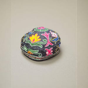 Uzbek Doppi - Etsy display picture 2