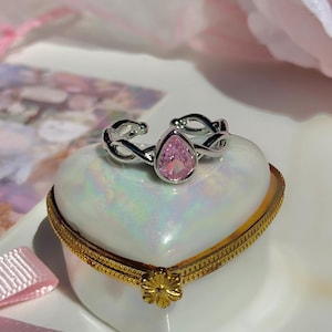 barbie swan lake odette crown ring