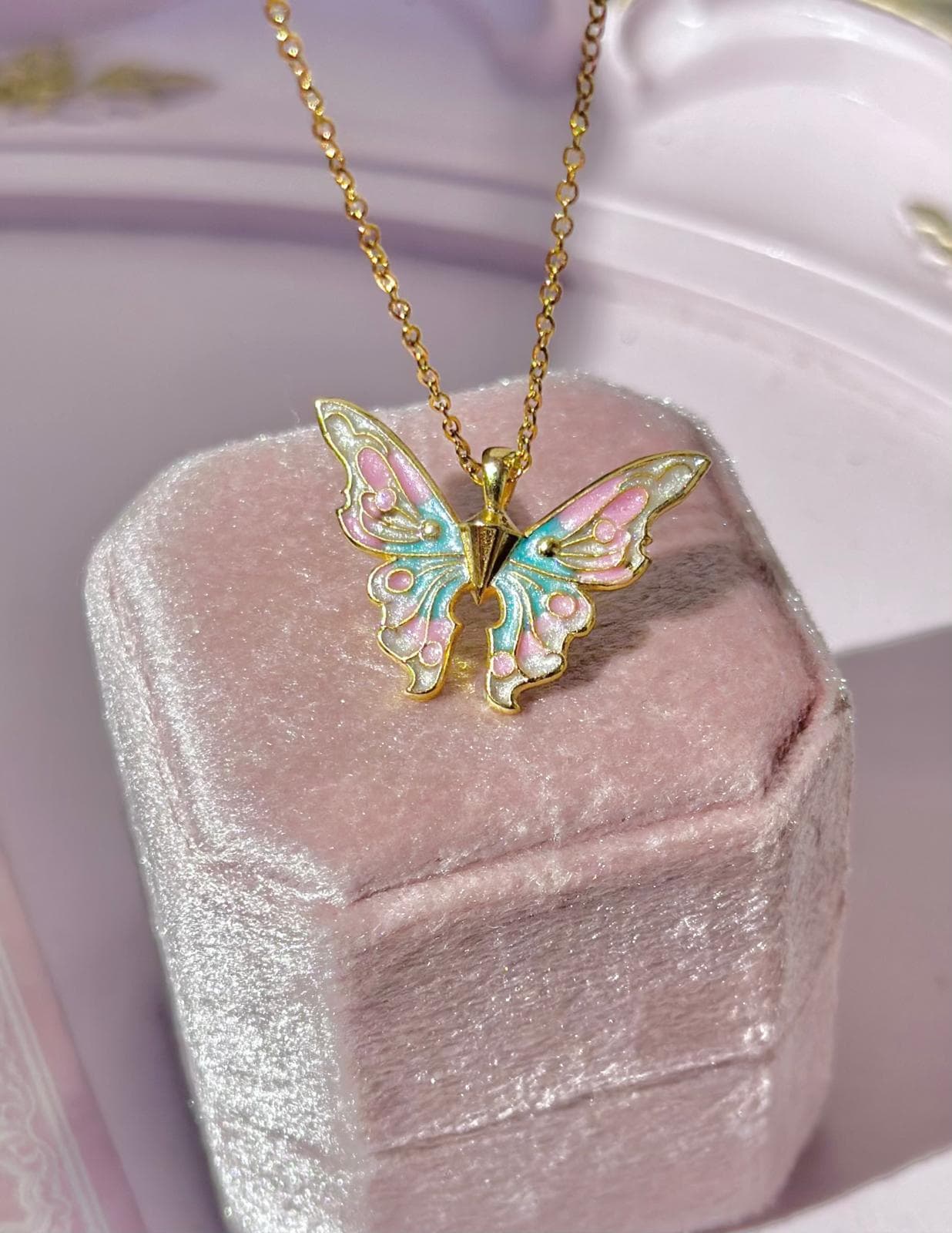 Barbie Fairytopia Elina Necklace Mini