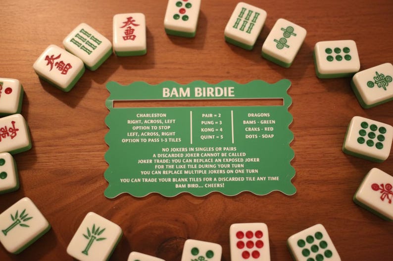 Two-Tone Acrylic Mahjong Line Reader | Elegant Tile Guide Green and White