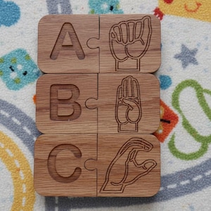 Puzzle dell'alfabeto ASL: tessere abbinate in legno Montessori