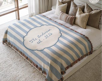 Gepersonaliseerde deken met familienaam, geweven katoenen plaid met oprichtingsjaar, housewarmingcadeau met eigen achternaam, decoratie voor een nieuw huis