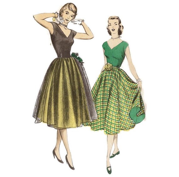 1950s Blouse and Skirt Pattern, Reversible Skirt, Advance 5858 B29 Sz 11 VFG