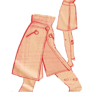 Pode incluir: Ilustração vintage em vermelho e bege de um padrão de saia. A saia apresenta um design envolvente com cinto e detalhes de bolso. A ilustração inclui uma perna com o número "5" e o tamanho "40-42".