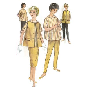 Może przedstawiać: Ilustracja mody damskiej w stylu vintage. Obraz przedstawia kilka postaci w skoordynowanych strojach. Jedna postać nosi żółty kostium ze spódnicą i kurtką z krótkim rękawem. Inna nosi bluzkę w paski i żółte spodnie. Stroje mają styl retro z lat 60.