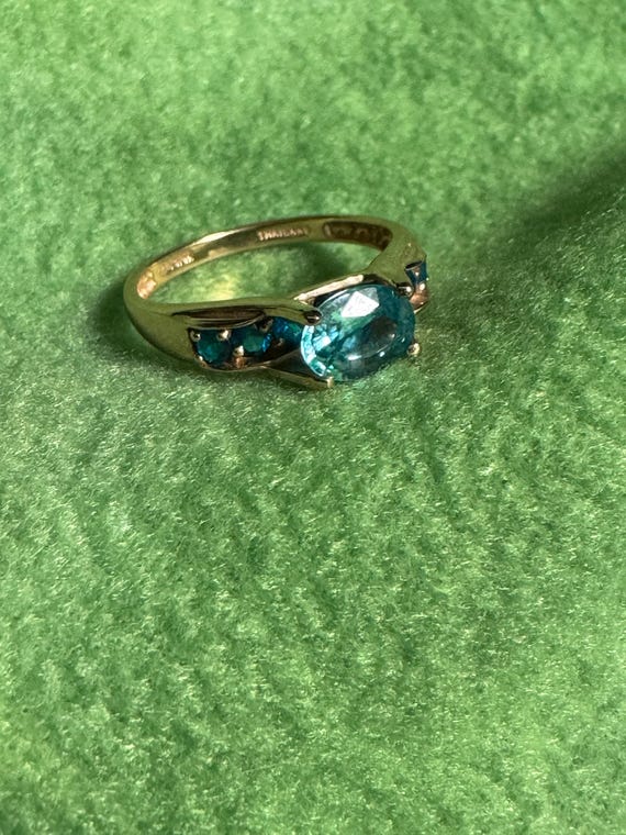 Vintage 14K Gold Blue Topaz Ring – SCBS Thailand (Size 8.5)