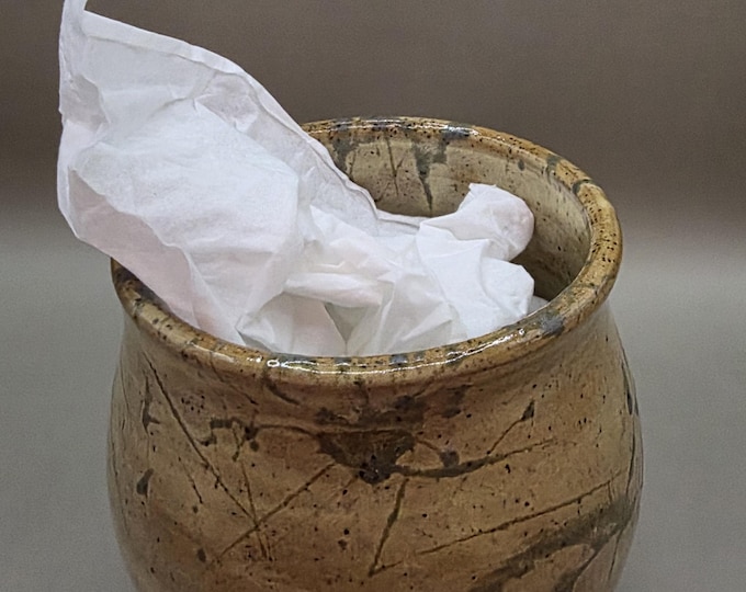 Stoneware Pottery Tissue Bowl