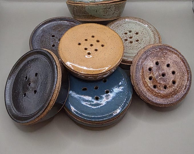Handmade Stoneware Soap Dish: Two-Piece Design, Easy Clean