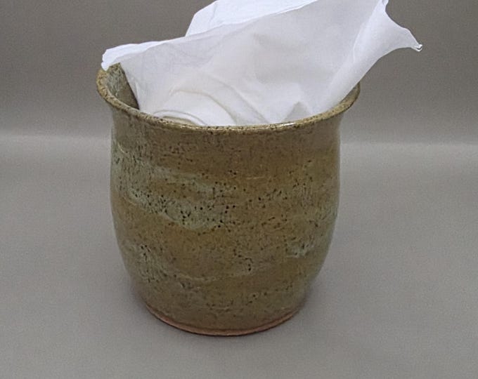 Stoneware Pottery Tissue Bowl