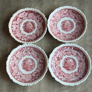 Antique Masons Teacup Saucer Red Transferware Red Patent Ironstone Vista 1940s (set of 4)