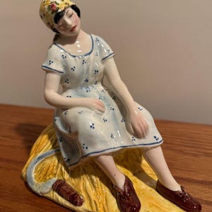 Vintage Italian Porcelain Figurine