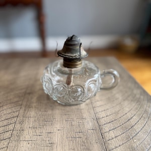 Antique Kerosene Oil Hurricane Finger Handle Clear Pattern Glass Lamp