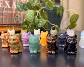 Hand Carved Crystal Cat Figurine: 4cm Natural Gemstone Decor
