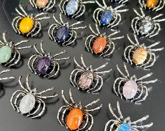 Collier pendentif broche araignée en cristal : bijoux de sorcellerie gothiques