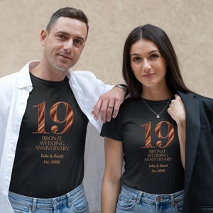 19周年記念ブロンズ記念マッチングシャツ - カスタムネーム