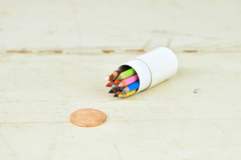 Set of 12 Tiny Colored Pencils in Capsule