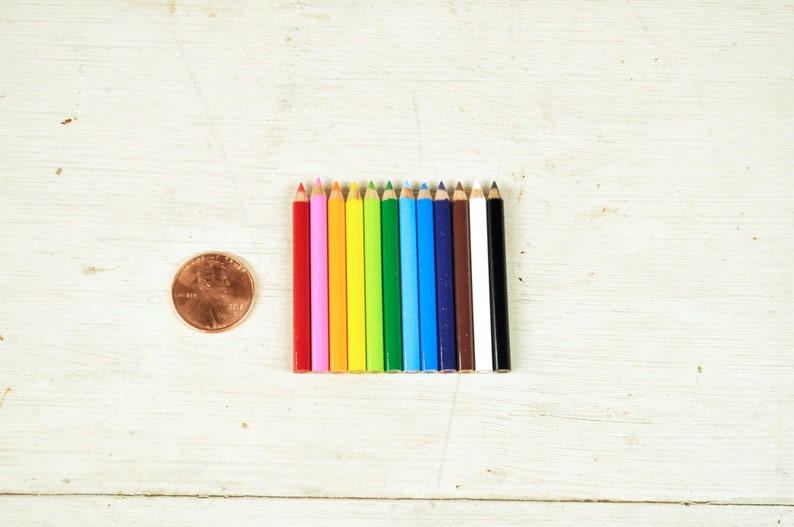 Set of 12 Tiny Colored Pencils in Capsule