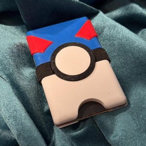 Guarda tus tarjetas con estilo: billetera delgada para tarjetas AirTag Tracker Pokéball Great Ball