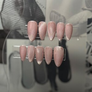 Pearl Pink Cat Eye Handmade Luxury Press On Nails
