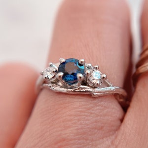 Unity Sapphire Three Stone Ring | Organic Royal Blue Gemstone Nature Ring, Boho Fantasy Inspired Sapphire Wedding Ring, Vibrant Wedding Ring