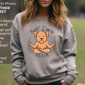 Zen Dog Self Care Club スウェットシャツ 着心地のよい Gildan クルーネック 柔らかく暖かい 子犬好きへのギフト かわいい犬用スウェットシャツ 犬ママ 犬パパ アパレル 送料無料