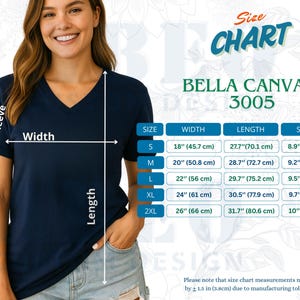 Tabla de tallas Bella Canvas 3005 - Modelo real | Maqueta de camisa BC 3005 azul marino con cuello en V | Descarga digital instantánea | Archivos editables de Canva - Etsy | abeo
