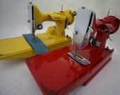 Painted Singer Featherweight 221 Machine