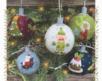 Bareroots Everything Nice Christmas Ornaments Wool Embroidery Kit