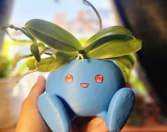 Handmade Oddish Pokémon Inspired Planter Pot | Gamer & Garden Decor | Flower Pot
