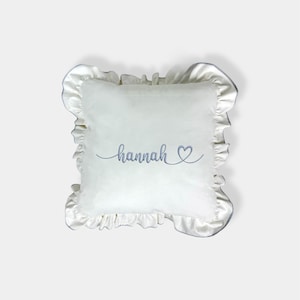 Custom Ruffle Baby Pillow, Personalized Name Pillow, Embroidered Newborn Gift 13.8x13.8&#39;&#39; (35x35cm)