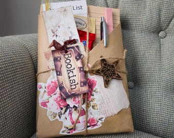 Personalized Blind Date with a Book for Bookish Book lovers' gift for Book Worm, Mystery Gift, Romance, Fantasy, Young Adult, ect.