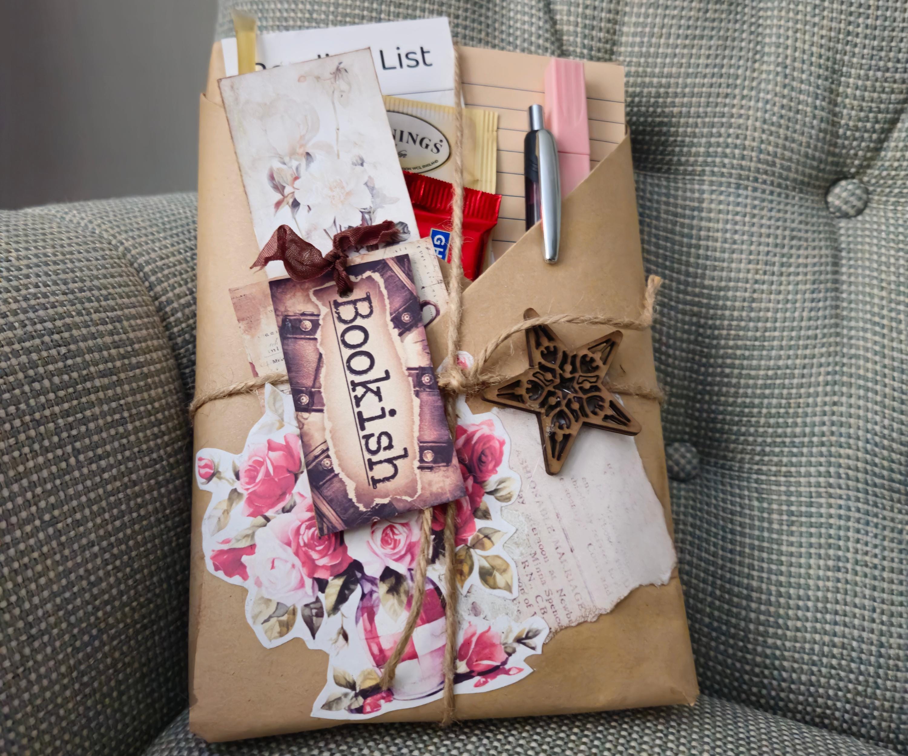 Personalized Blind Date with a Book for Bookish Book lovers' gift for Book Worm, Mystery Gift, Romance, Fantasy, Young Adult, ect.