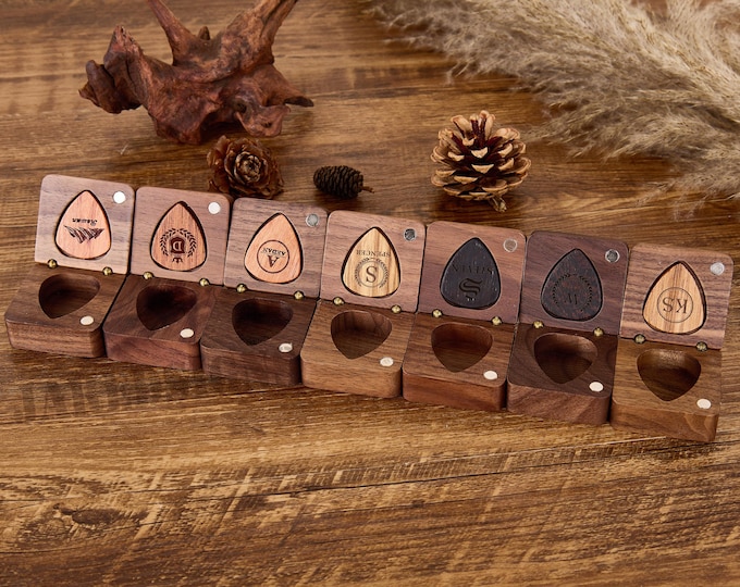 Personalized Wooden Guitar Pick with Case, Custom Guitar Pick Holder, Guitar Pick Box, Plectrum Box Guitar Player Gifts, Gifts for Christmas