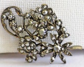 Spilla floreale con strass in argento tono argento firmata vintage (B-1-3)