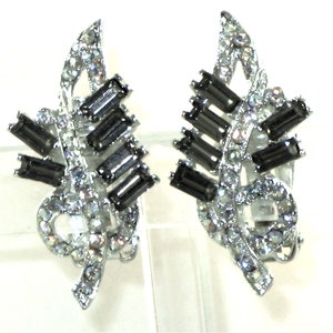 Smokey and Clear Aurora Borealis Rhinestone Vintage Clip Earrings  (E-1-3)