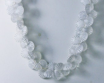 Vintage Lucite Seashell Necklace (N-4-1)