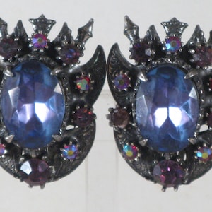Florenza Vintage Silver Tone Multicolored Rhinestone Clip Earrings (E-2-2)