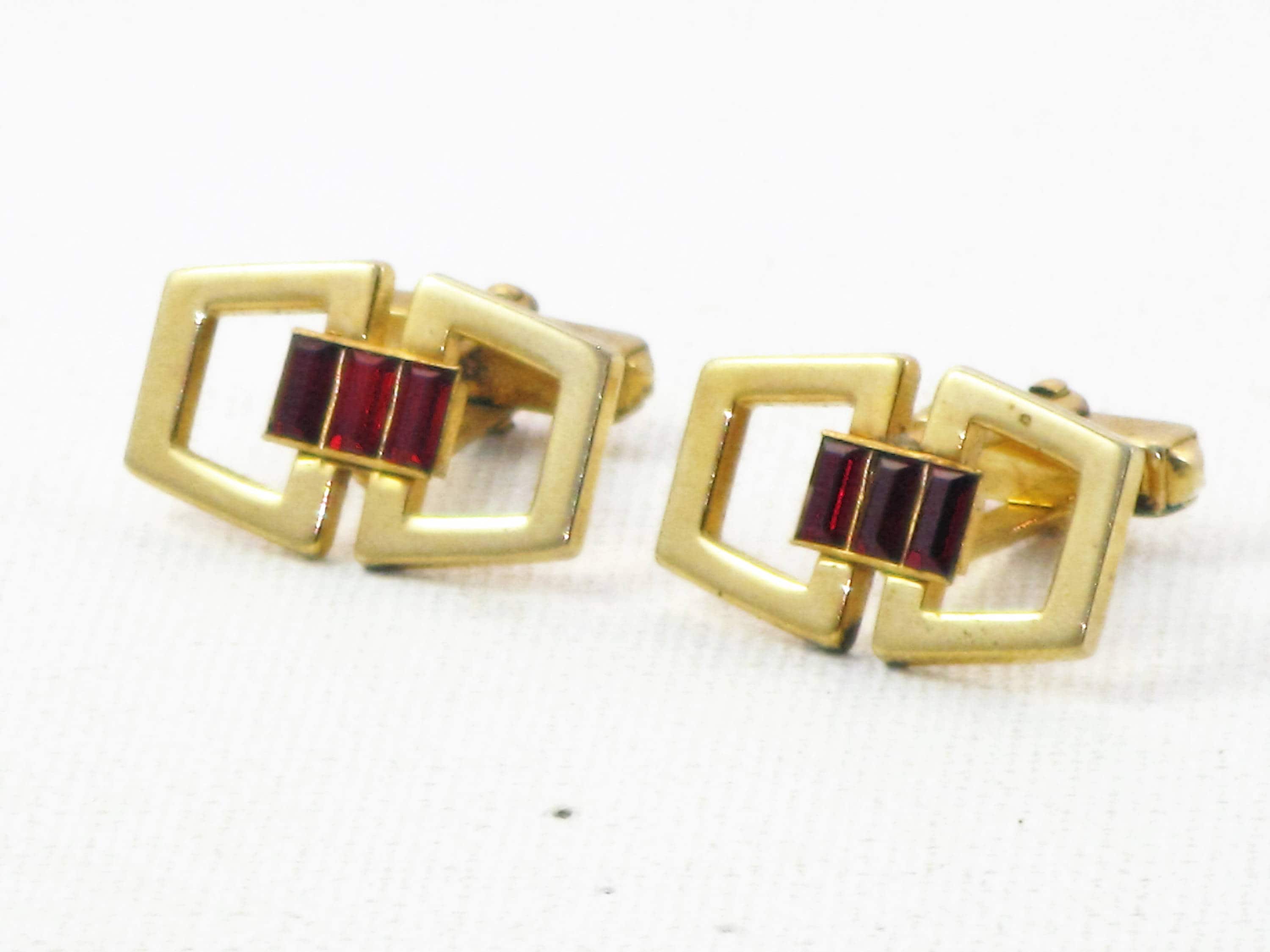 Boutons De Manchette Et Tac De Cravate Années 70 - Strass Dorés Et Rouges - Occasion