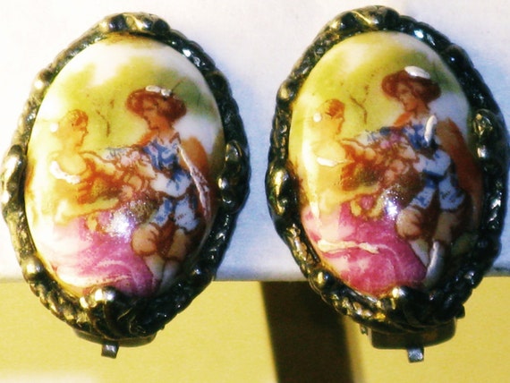 Antique Vintage Limoges Hand Painted Fragonard Po… - image 2